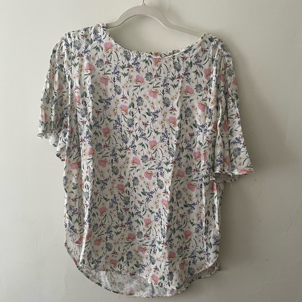 H&M Floral Flutter Sleeve Top